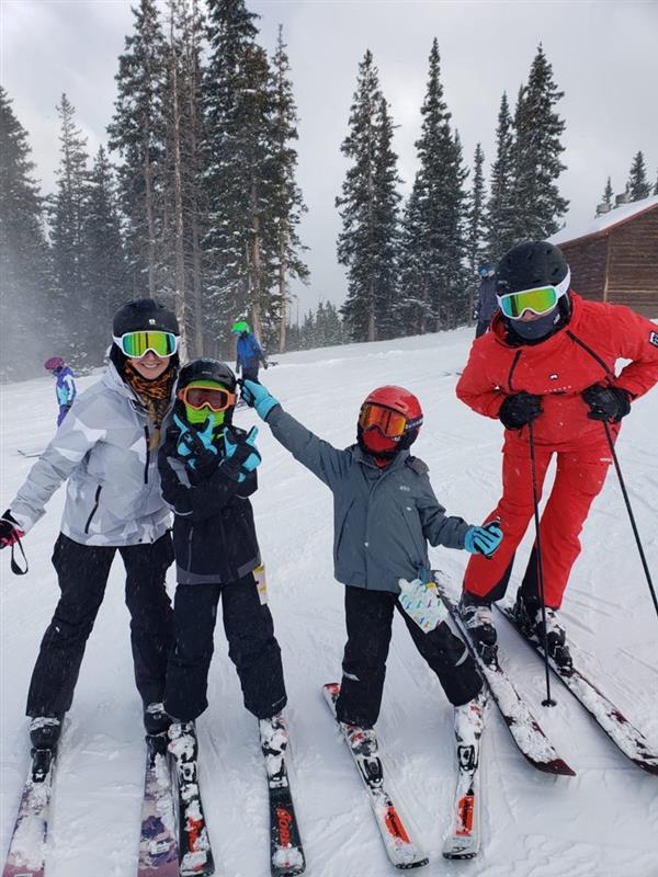 Ski School, Tree Runs & Cookie Cabins: Our Snowy Adventure at Beaver Creek 🎿🍪🏔️